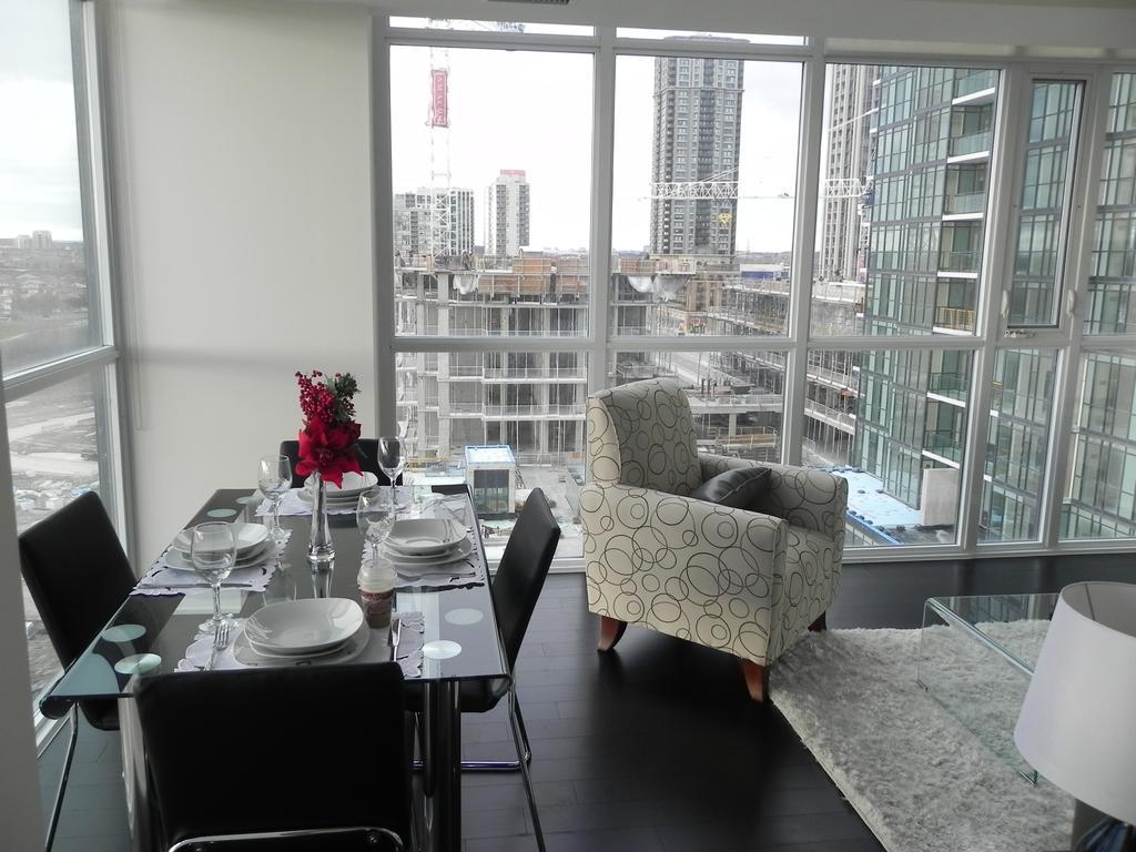 Pathway Suites Mississauga Szoba fotó