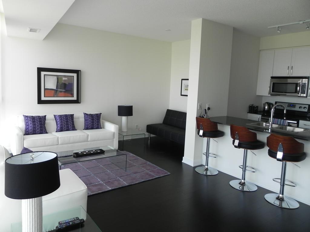 Pathway Suites Mississauga Szoba fotó