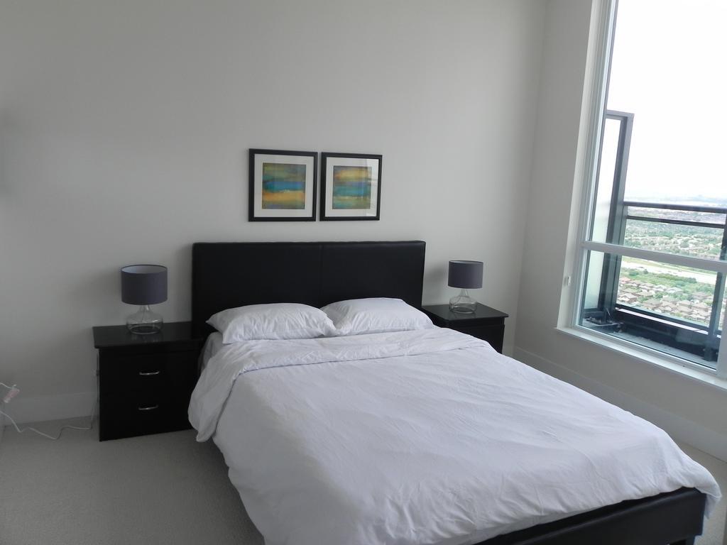 Pathway Suites Mississauga Kültér fotó