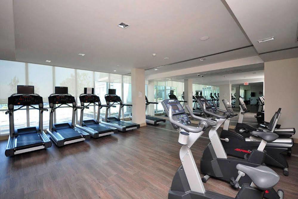 Pathway Suites Mississauga Kültér fotó